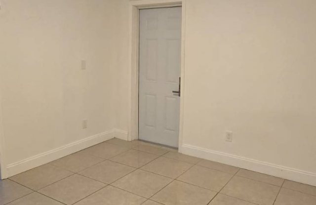 3616 SW 113th Ct Gallery 4