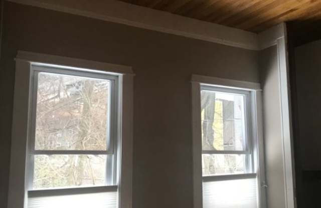 97 Williams Street 3 Gallery 2