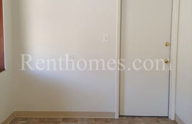 7571 Sturgess Avenue Gallery 4