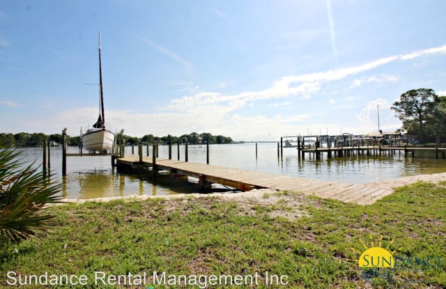 53 Yacht Club Drive 3 - 53 Yacht Club Drive, Cinco Bayou, FL 32548