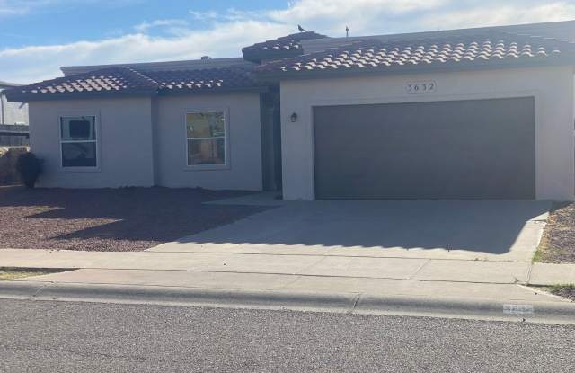 END OF MONTH SPECIAL $1695.00 Beautiful Rental 4 Bedroom Eastside Home!! - 3632 Tierra Vergel Drive, El Paso, TX 79938