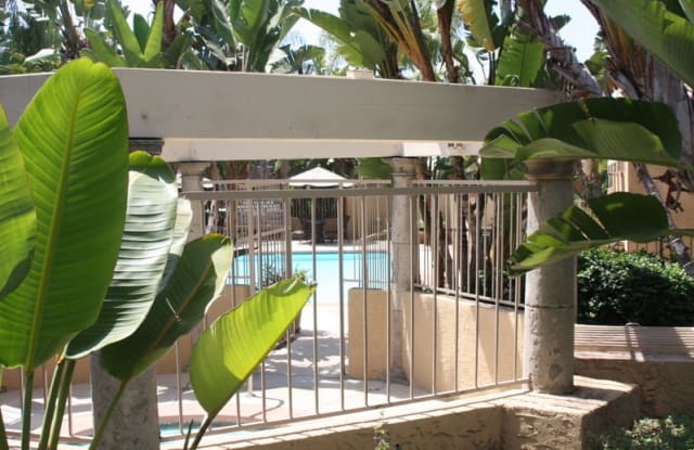 930 Via Mil Cumbres - 930 via Mil Cumbres, Solana Beach, CA 92075