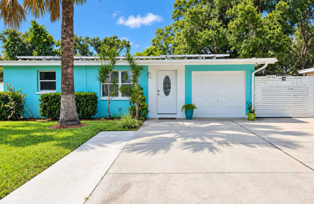 BEAUTIFULLY UPDATED 3-BEDROOM HOME WITH PRIVATE IN-LAW SUITE – PINELLAS PARK, FL Gallery 1