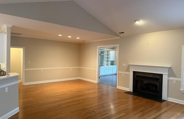 309 Village Green Drive Gallery 3