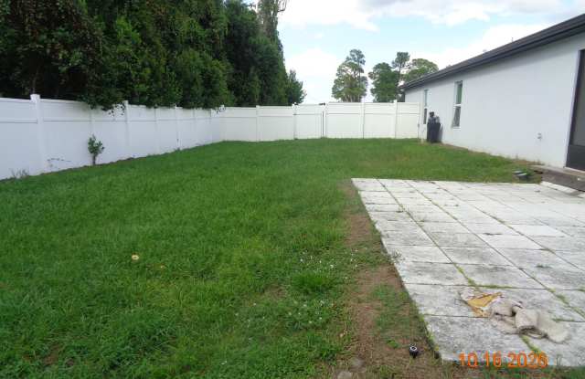 Spacious Deltona Home with a Large Fenced-in Backyard! Gallery 4