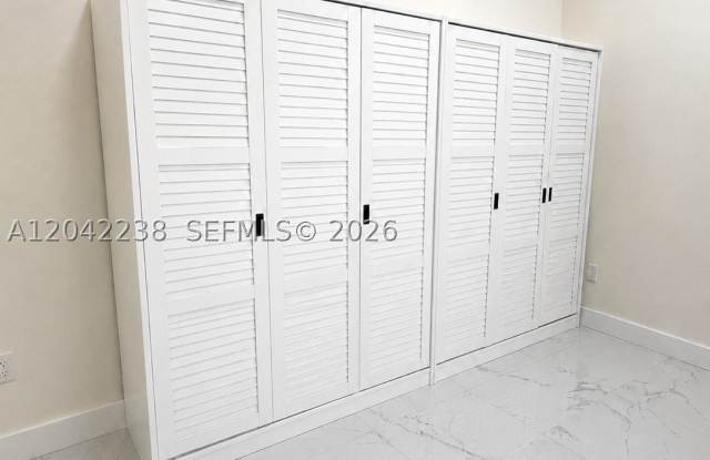 15571 SW 183rd Ln Gallery 4
