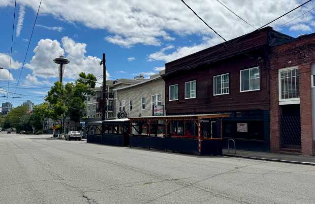 Queen Anne Loft Apartment photos photos