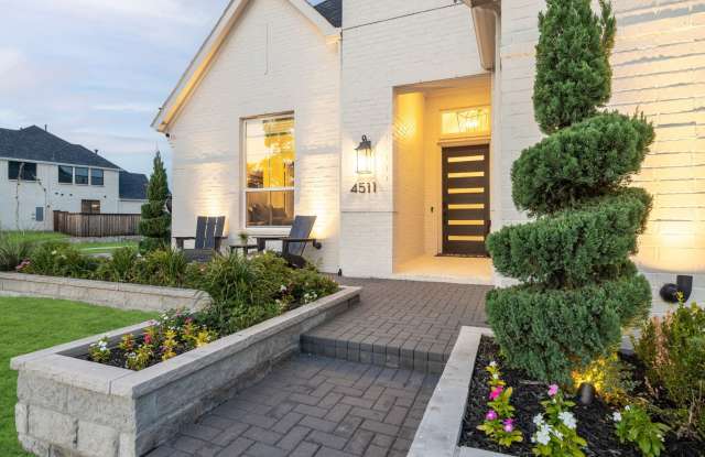 4511 Walnut Grove Lane Gallery 3