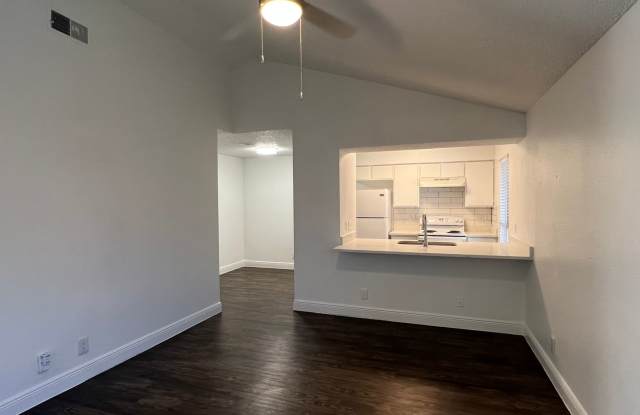 St. Edward's Apartments Gallery 4
