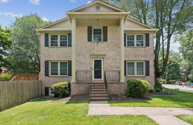 this home is a rare rental opportunity in one of Springfield’s most desirable neighborhoods. photos photos