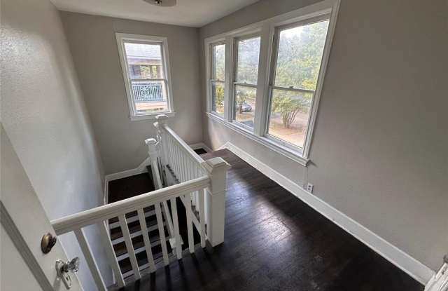 5616 Vickery Boulevard Gallery 4