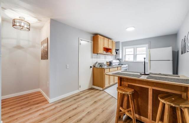 235 WEBSTER AVE - 235 Webster Avenue, Jersey City, NJ 07307