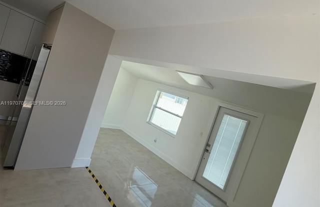 25415 SW 128th Ave - 25415 Southwest 128th Avenue, Princeton, FL 33032