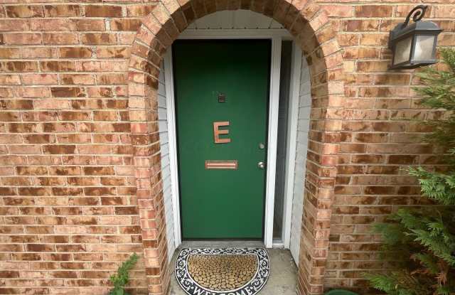106 E Ticonderoga Drive - 106 East Ticonderoga Drive, Westerville, OH 43081
