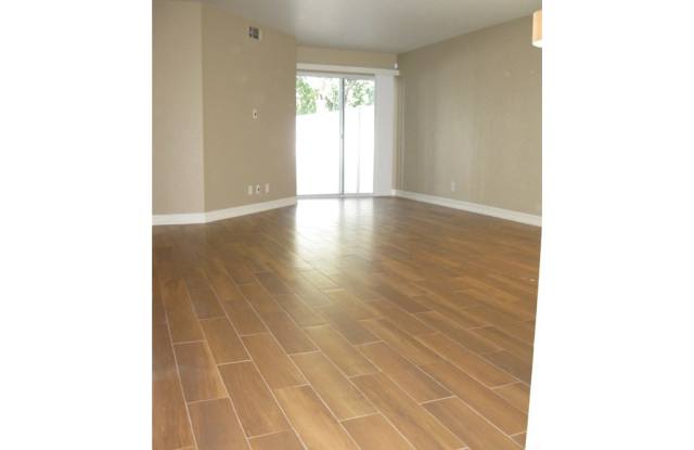 4 Glenoaks Gallery 3