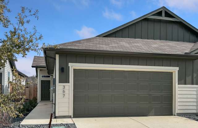 2024 New Construction Duplex off Potranco | 3/2 + Washer/Dryer photos photos
