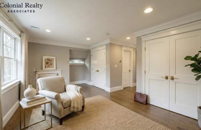 103 Sumner Rd. Gallery 3
