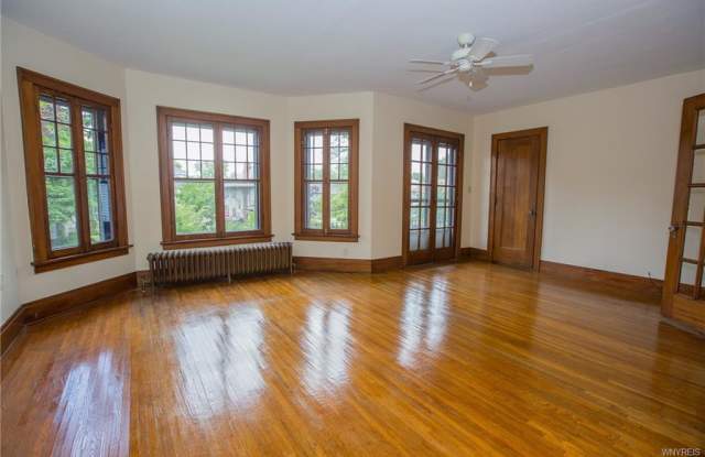 295 Summit East Gallery 2