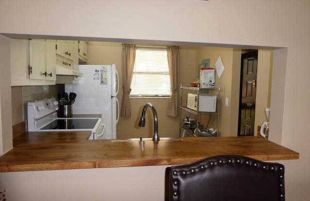 7209 Golf Colony Court Gallery 3