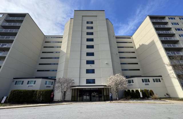 200 Cove Way - 200 Cove Way, Quincy, MA 02169