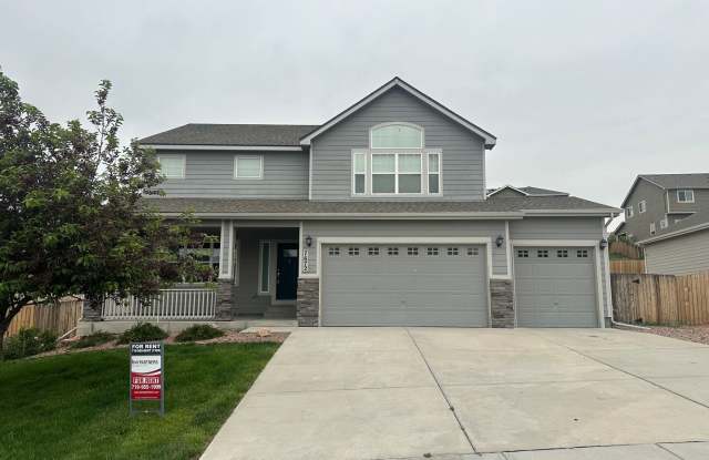 SPACIOUS 4 BEDROOM HOME WITH A 4 CAR TANDEM IN THE GLEN CLOSE TO FORT CARSON, PETERSON AFB  SCHRIEVER AFB!!!!!! photos photos