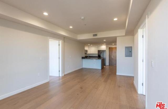 11937 Magnolia Street Gallery 4