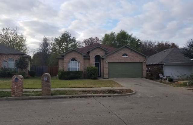 1005 Mill Spring Dr Gallery 2
