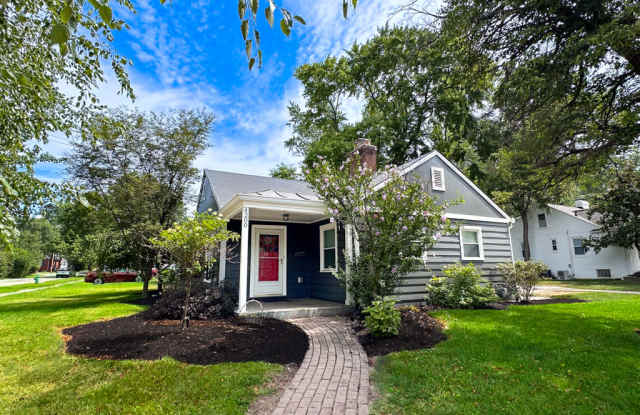 4200 Grove Ave - 4200 Grove Avenue, Mariemont, OH 45227