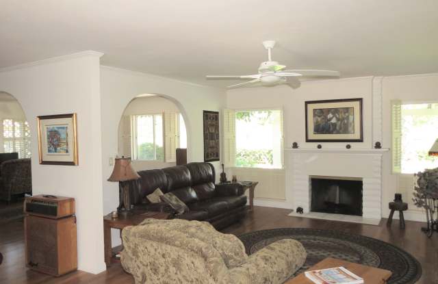 1912 San Pablo Dr Gallery 3
