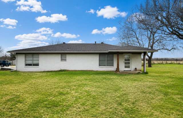 5283 Carpenters Bluff Road photos photos