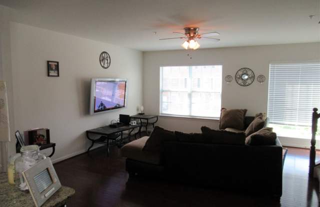8427 Stansbury Lake Dr Gallery 2