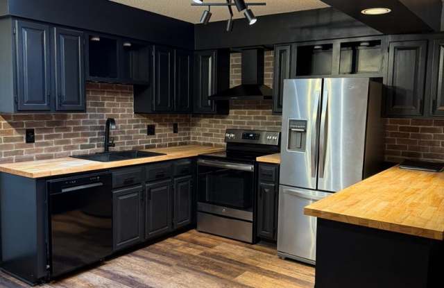 2 Bedroom Townhouse **50% off January's Rent with a January 2026 Move In** photos photos 2 Bedroom Townhouse **50% off January's Rent with a January 2026 Move In** photos photos