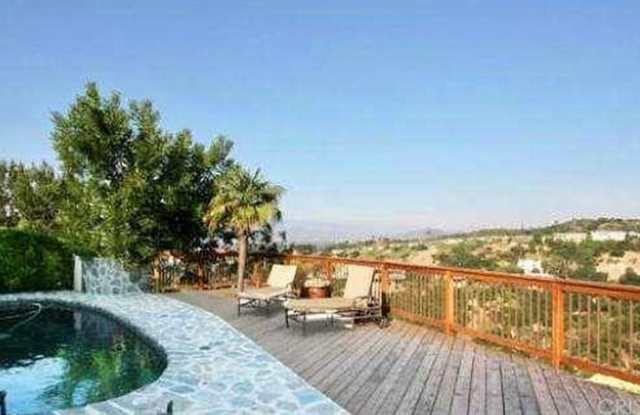 14638 Deervale Place - 14638 Deervale Place, Los Angeles, CA 91403