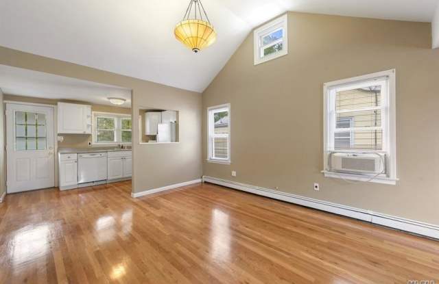 51 Graywood Road Gallery 4