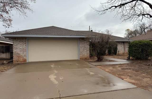 3002 Phillip Place photos photos