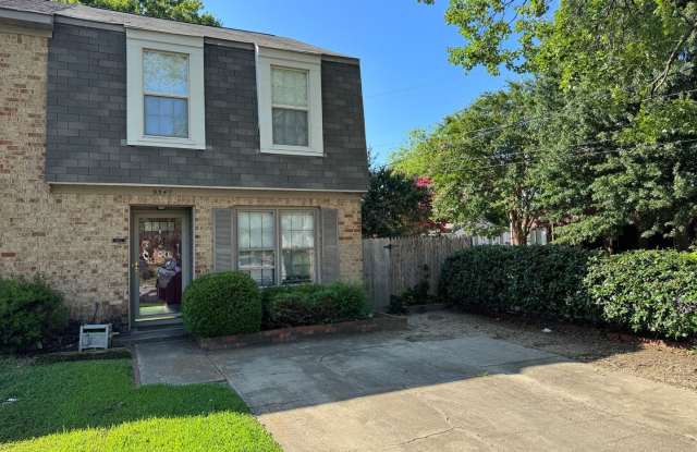 Charming 2-Bed, 2.5-Bath Home in Vibrant Norfolk " ASK ABOUT OUR ZERO DEPOSIT" photos photos