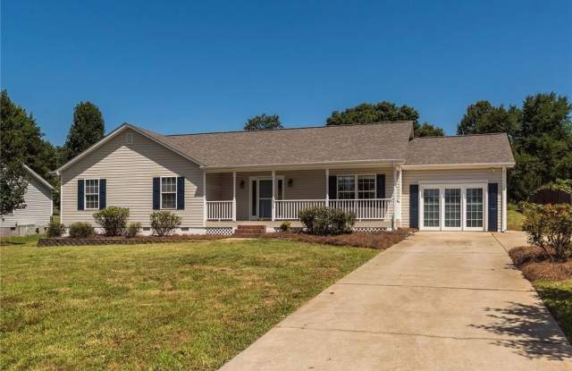 8008 Daltonshire Drive Gallery 2