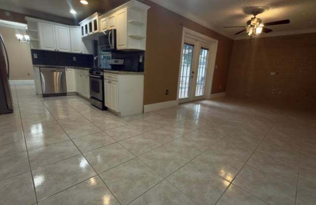 8391 NW 21ST Court, Sunrise, FL 33322 Gallery 4