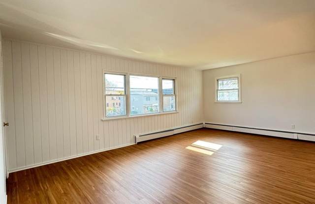 131 Roslyn Road Gallery 2