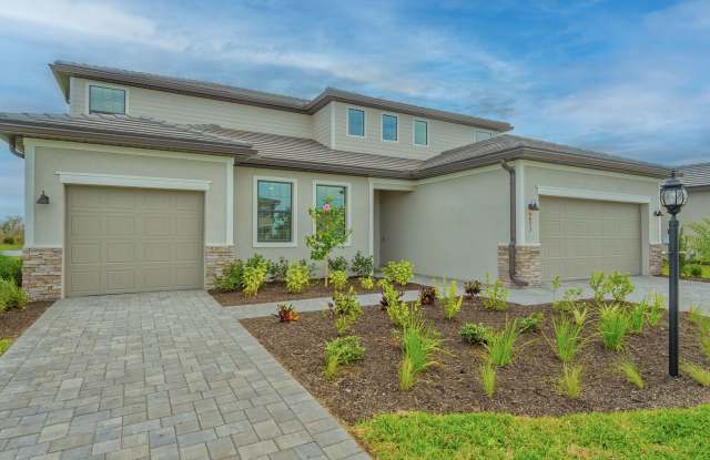 6 Bed 4 1/2 Bath Gem With Next Gen Suite In The Highly Sought After Lorraine Lakes Neighborhood In Lakewood Ranch!!! photos photos