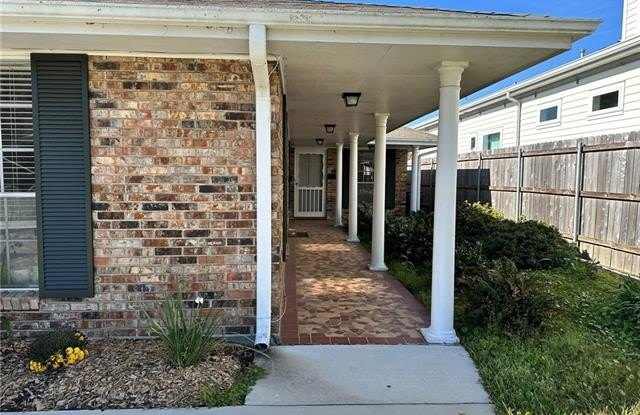 324 HELIOS Avenue - 324 Helios Avenue, Metairie, LA 70005