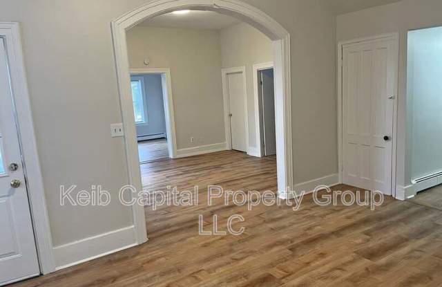 7 Oak Street - 7 Oak Street, Glens Falls, NY 12801