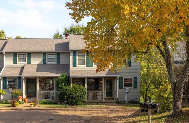 Spacious Living In the Heart of Hendersonville photos photos