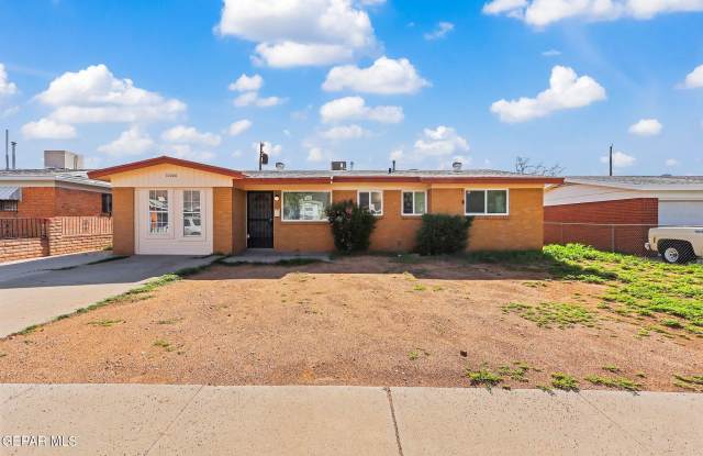 10060 Kellogg Street photos photos