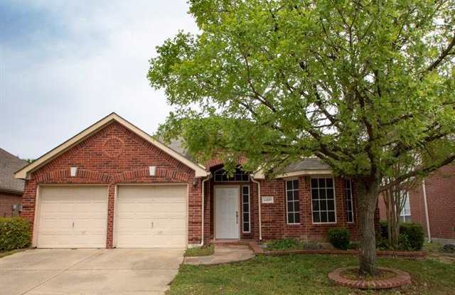 6109 Hillside Lane - 6109 Hillside Lane, Sachse, TX 75048