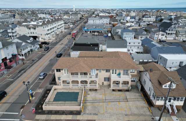 1210 Boulevard Gallery 2