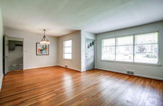 2961 Lavista Court Gallery 3