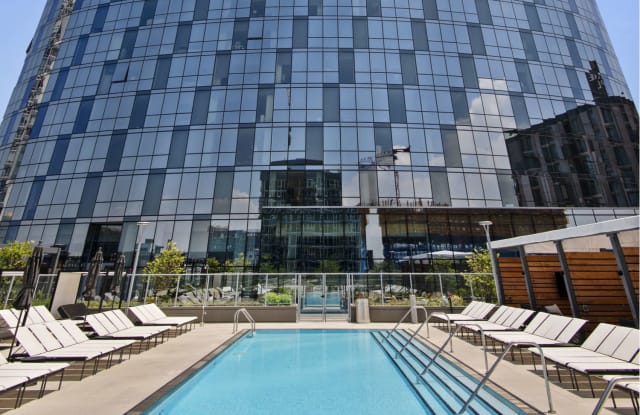 727 West Madison photos photos