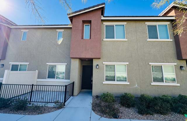 Semi-Furnished 3-bedroom, 2.5-bath townhouse For Rent - 12346 Indigo Montage Road, Enterprise, NV 89183