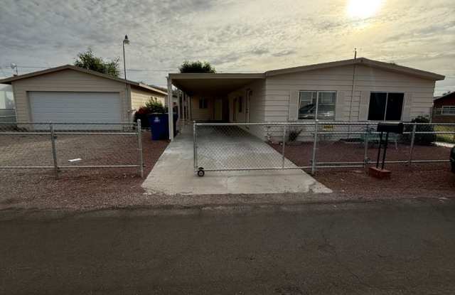Fresh Remodeled 4 Bedroom Gallery 1